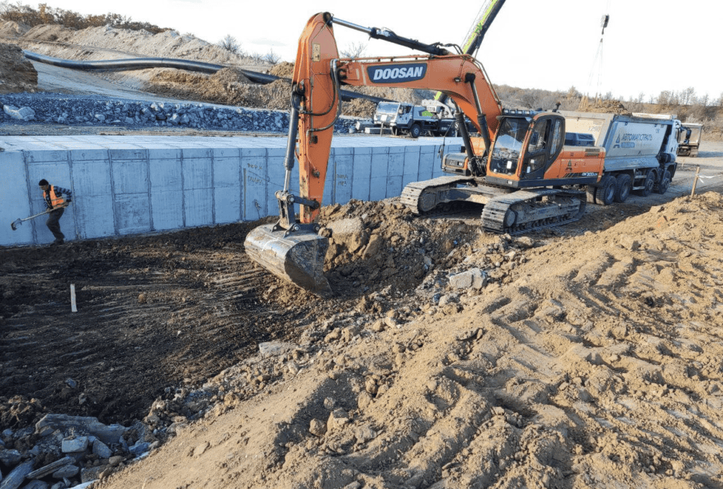 Як просувається будівництво магістрального водогону поблизу Запоріжжя