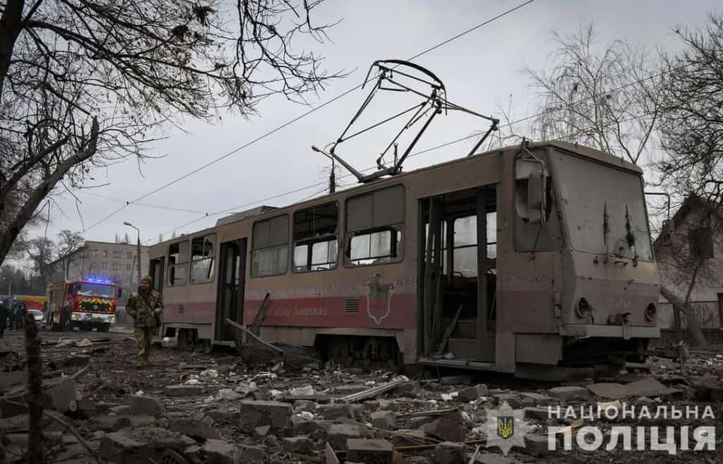 Російські війська завдали ракетного удару по Запоріжжю: які наслідки