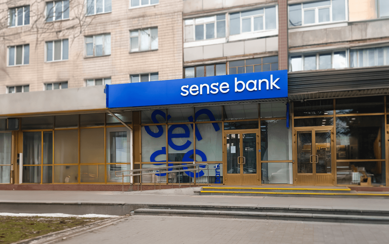 Sense Bank відновив роботу відділення у Запоріжжі після ракетної атаки РФ: яка нова адреса