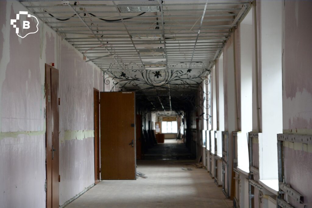 Відбудова Хортицької академії в Запоріжжі: який вигляд має і чому втрачені 60 мільйонів. ФОТОРЕПОРТАЖ