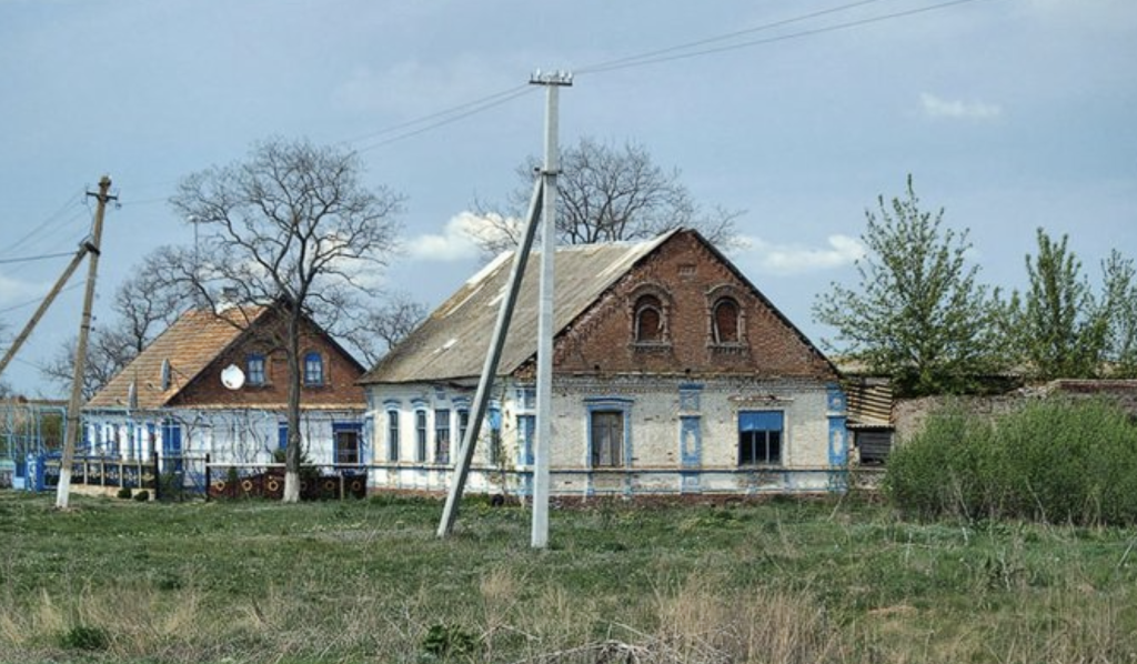 Запоріжжя включили до онлайн-конструктора відбудови сільських будинків