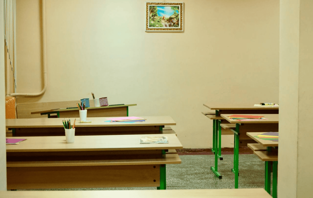 У Запоріжжі розпочали опитування щодо обʼєднання низки навчальних закладів