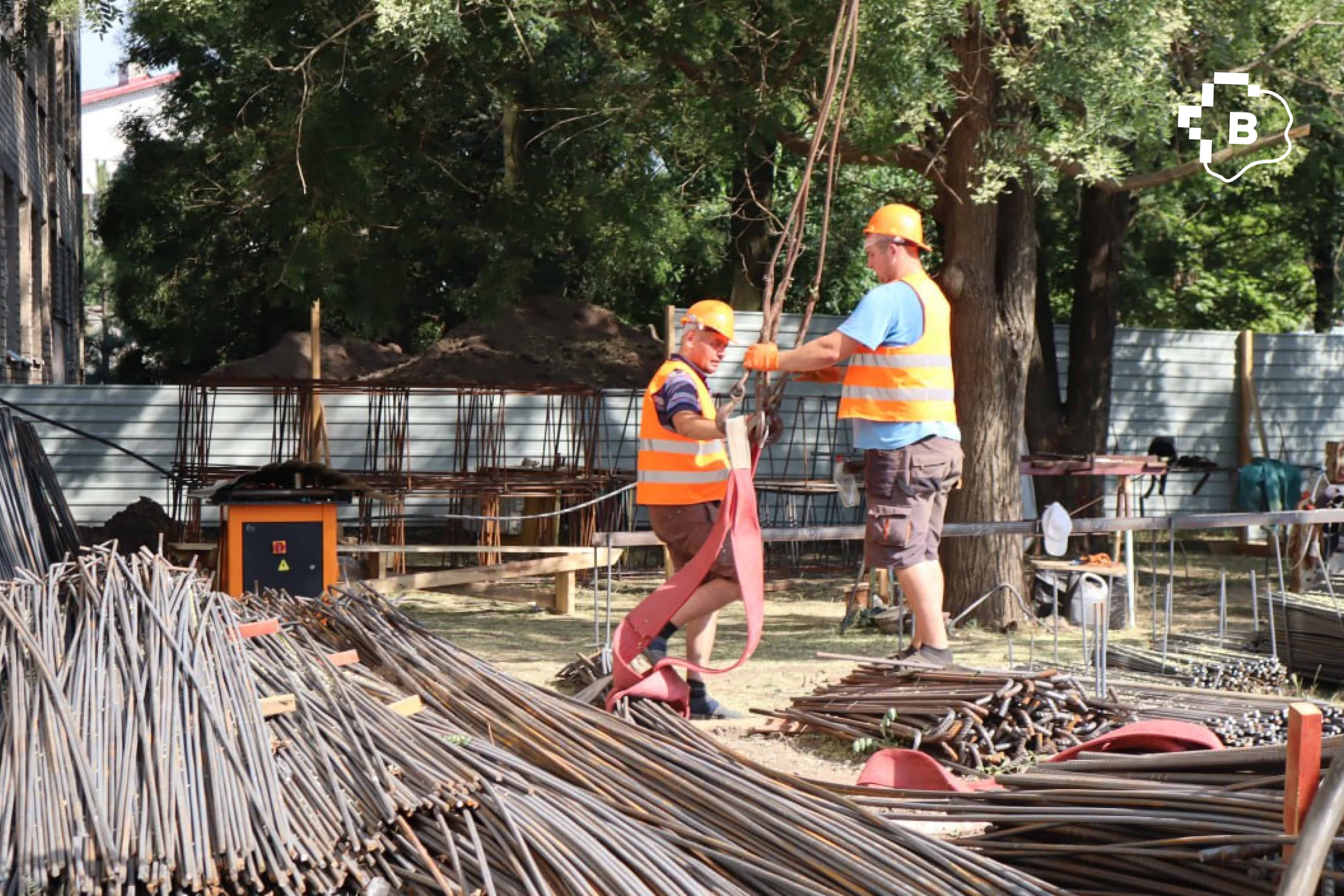 У Запоріжжі розпочали будівництво ще однієї підземної школи, в якій зможуть навчатися тисяча учнів. ФОТОРЕПОРТАЖ