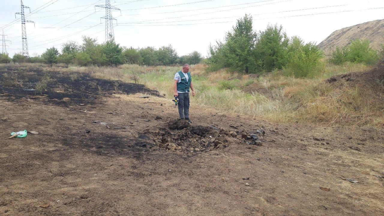 У Запоріжжі екоінспектори обстежили території, уражені внаслідок обстрілів, – ФОТО