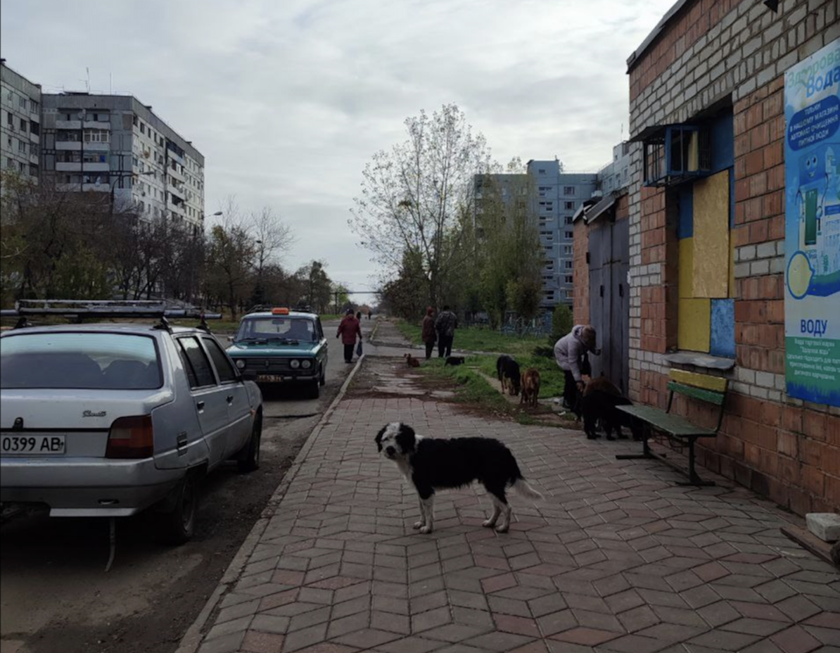 Ані транспорту, ані медицини: як живуть степногірці у прифронтовому місті. ФОТОРЕПОРТАЖ