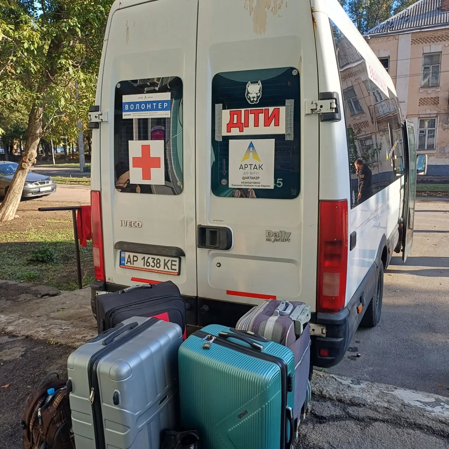 У Запоріжжі волонтери допомагають евакуюватись до Німеччини: як записатись