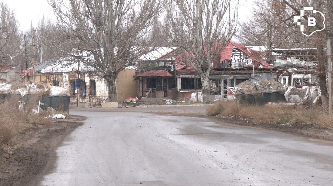 Як жителі Оріхова й Малої Токмачки втретє зустрічатимуть Новий рік під обстрілами. ФОТОРЕПОРТАЖ