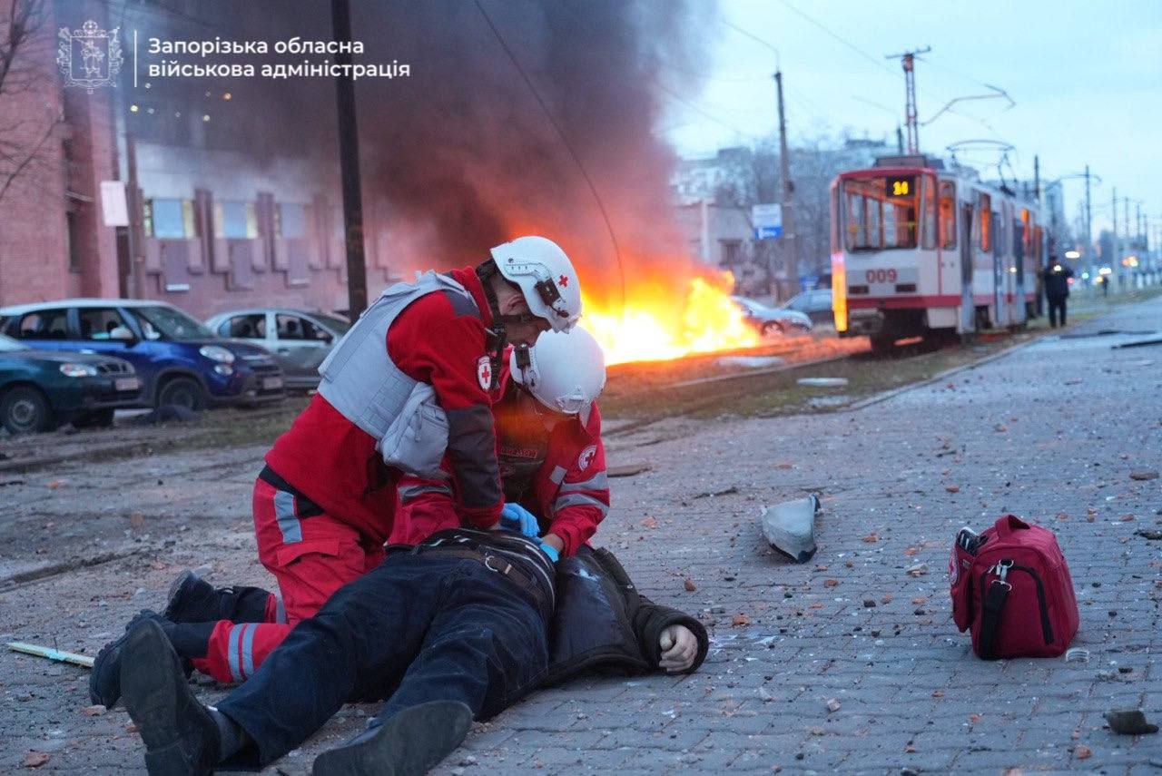 13 вбитих та понад 100 поранених: у Запоріжжі оголошено День жалоби