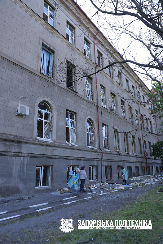 Збитки на понад сотню млн гривень: як ЗНУ та Запорізька політехніка оговтувались від прильотів