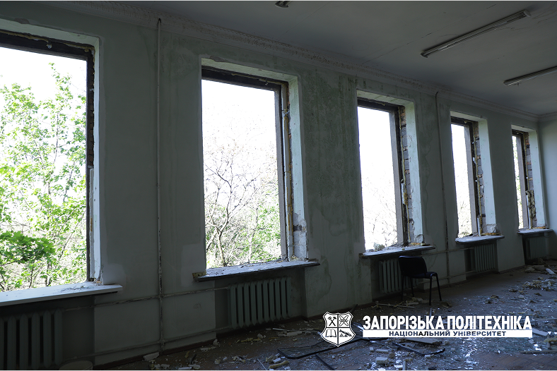 Збитки на понад сотню млн гривень: як ЗНУ та Запорізька політехніка оговтувались від прильотів