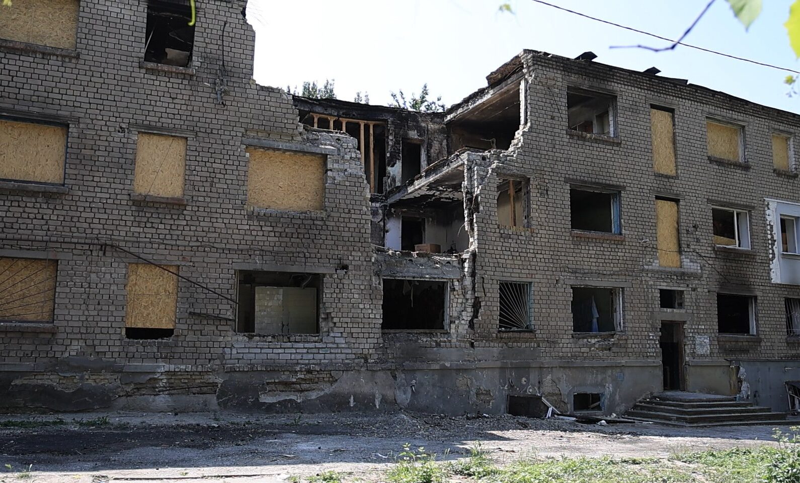 У Запоріжжі знесуть гуртожиток, який зруйнував російський дрон