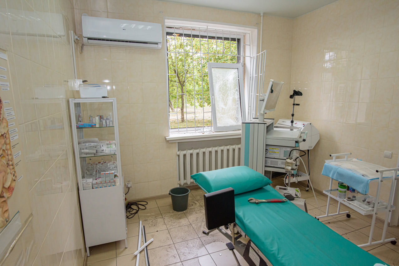 Мільйони збитків: від авіаобстрілу Запоріжжя постраждала клініка медичного університету. ФОТО