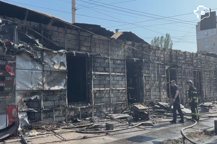 Внаслідок удару по Запоріжжю пошкоджено десятки приміщень бізнесу. ФОТО