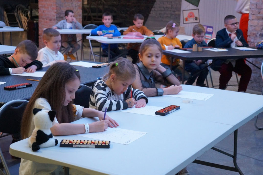 Від ментальної арифметики до фінансової грамотності: як Центр розвитку ТМ BeGenius навчає дітей навичкам майбутнього