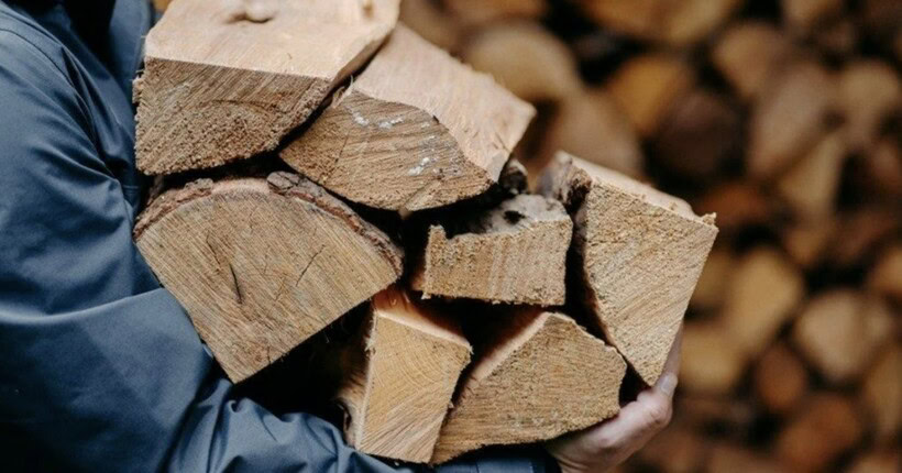У Запорізькій області тисячі родин отримали сертифікати на тверде паливо. Ще 18 тисяч людей – очікують