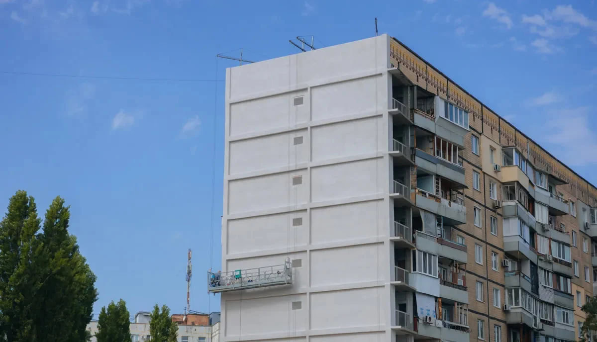Найдорожчі проєкти відбудови: скільки коштує відновити житло у Запоріжжі, Харкові та Дніпрі