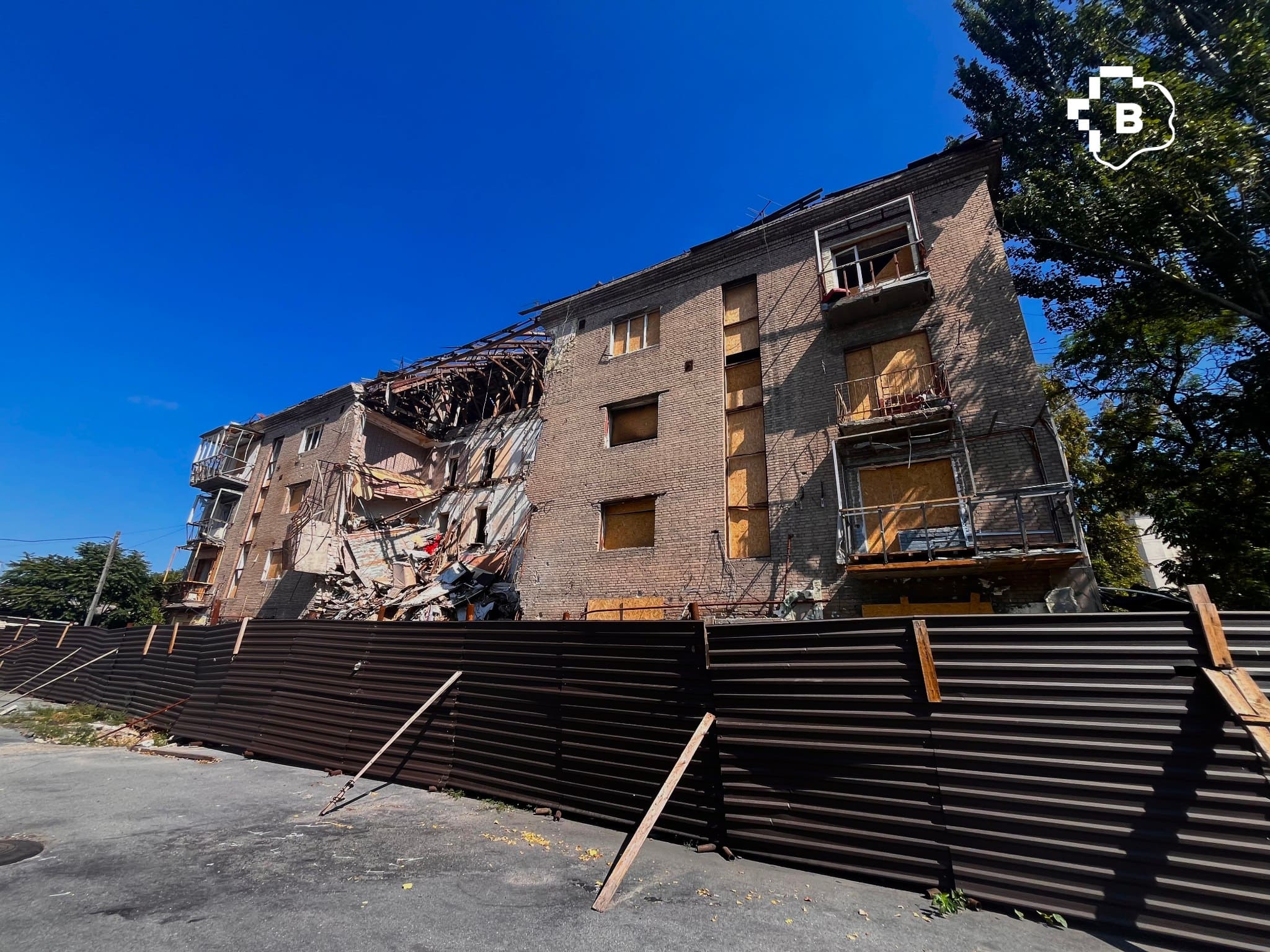 Ще чотири будинки у Запоріжжі готуються відновлювати: де і коли почнуть роботи. ФОТО