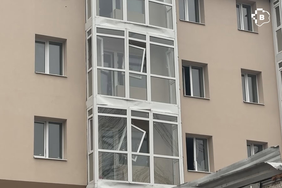 Повторні удари: у Запоріжжі пошкоджено два будинки, де майже завершили відбудову. ФОТО