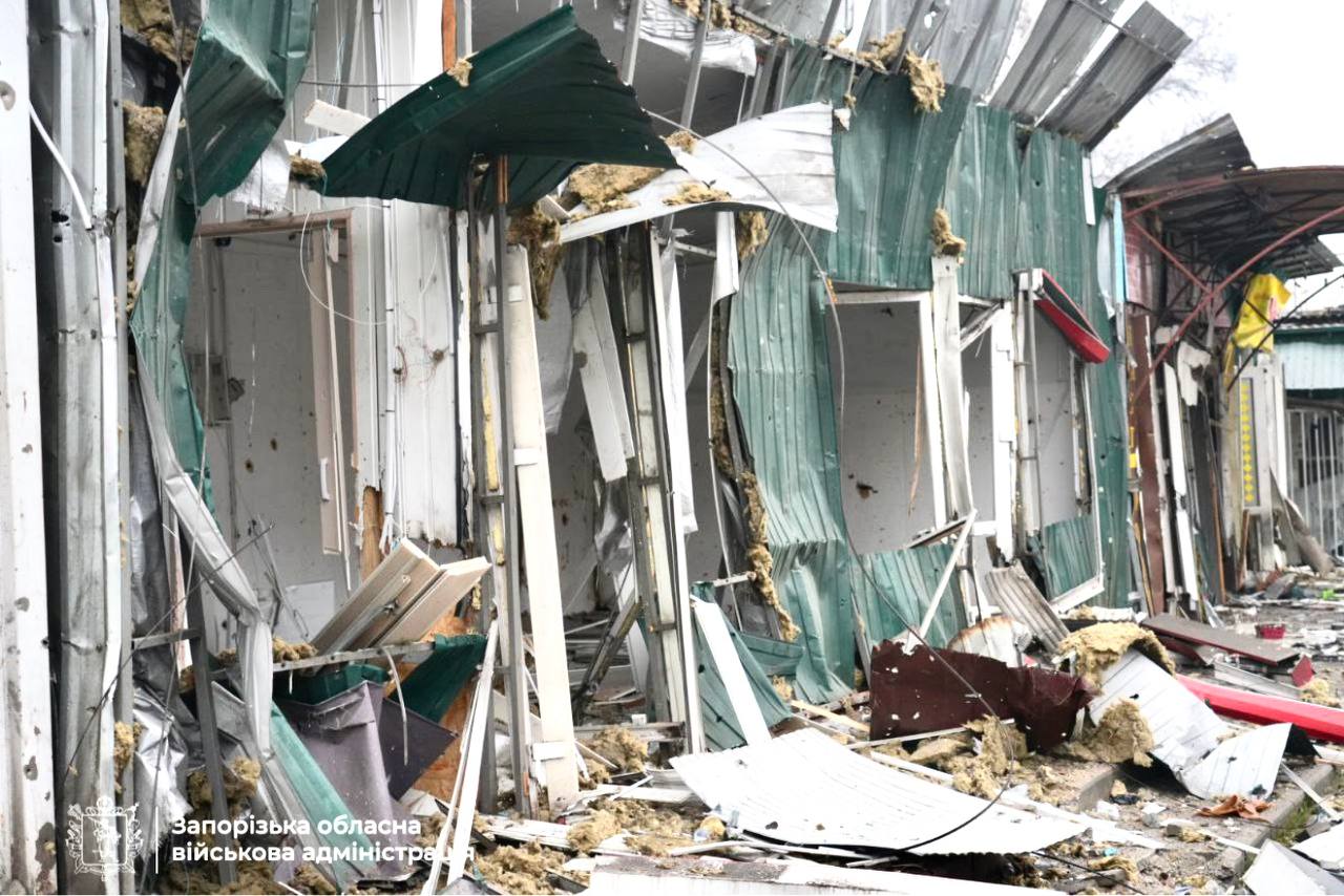 Удар по Шевченківському району: 5 загиблих і десятки пошкоджених будівель у Запоріжжі