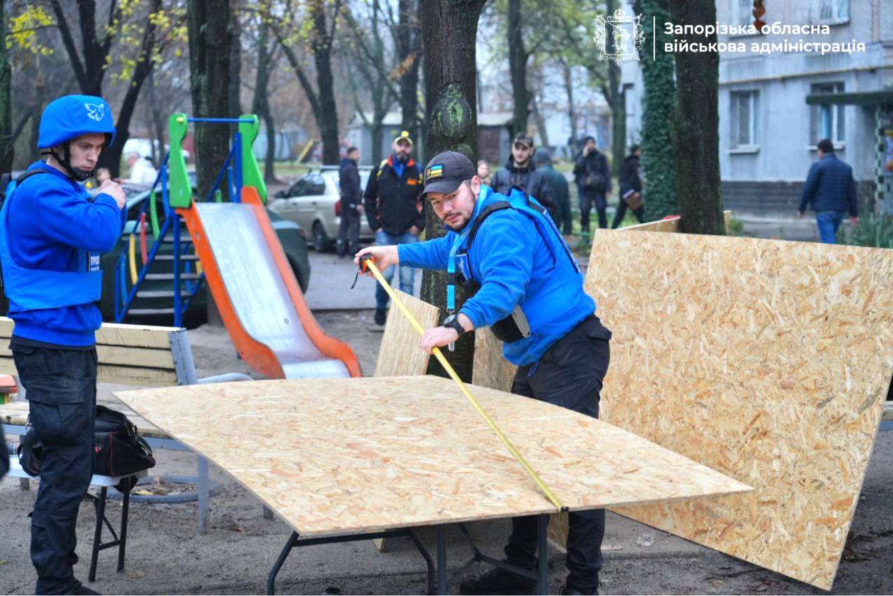 Удар по Шевченківському району: 5 загиблих і десятки пошкоджених будівель у Запоріжжі