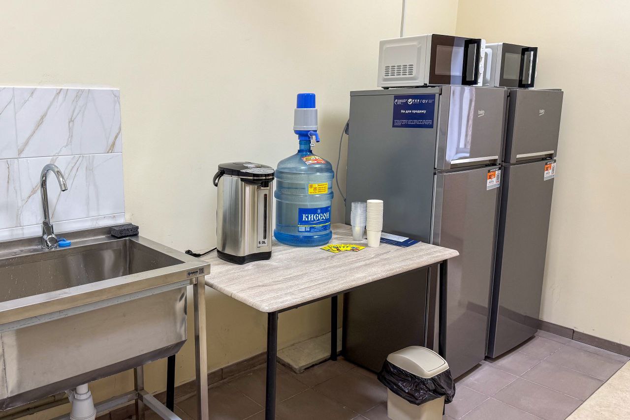 У Запоріжжі запрацював новий транзитний шелтер для евакуйованих. ФОТО