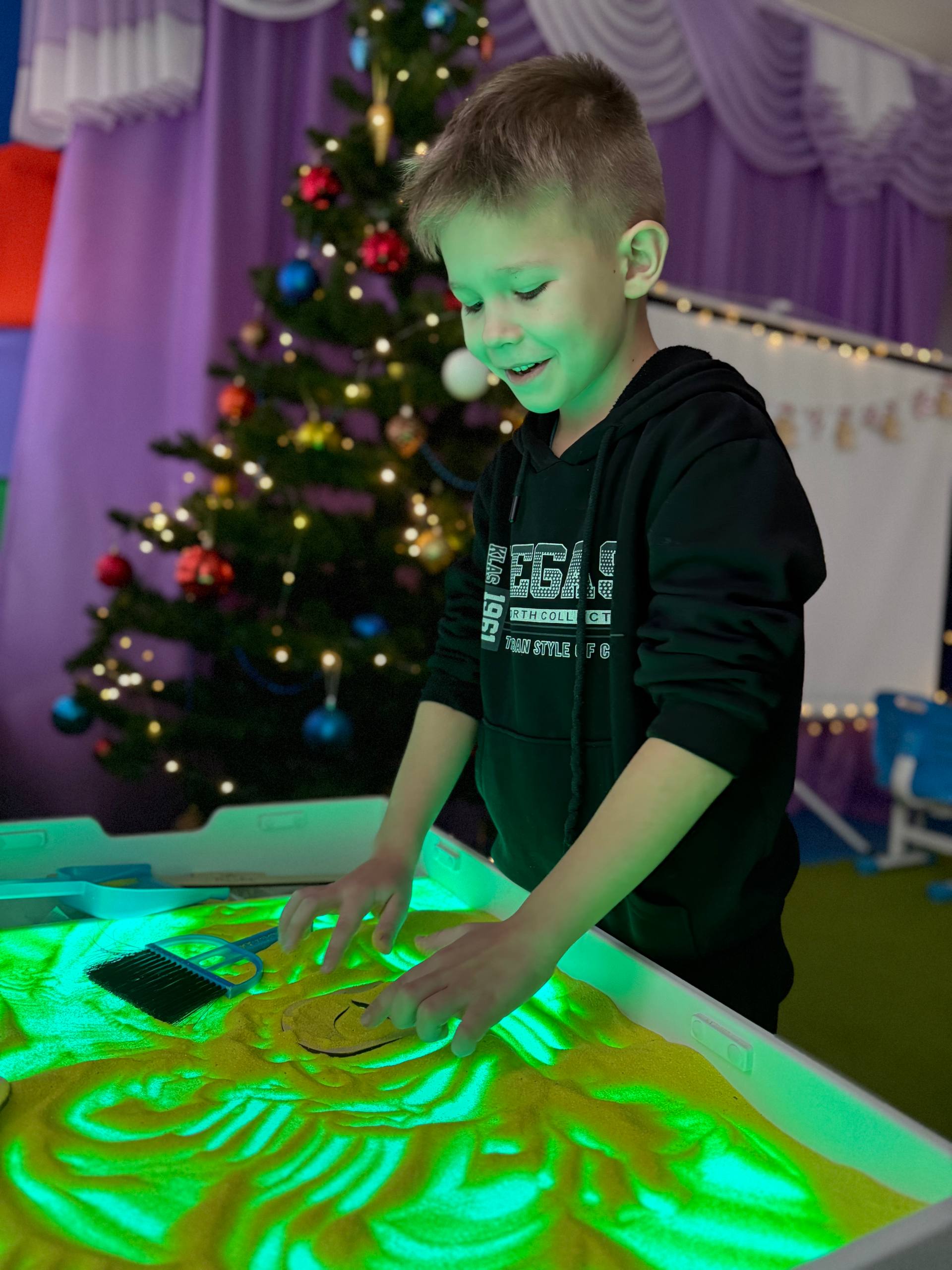 Не відчувати себе осторонь: як «Посмішка» об’єднує ВПО і Долинську громаду. ФОТО