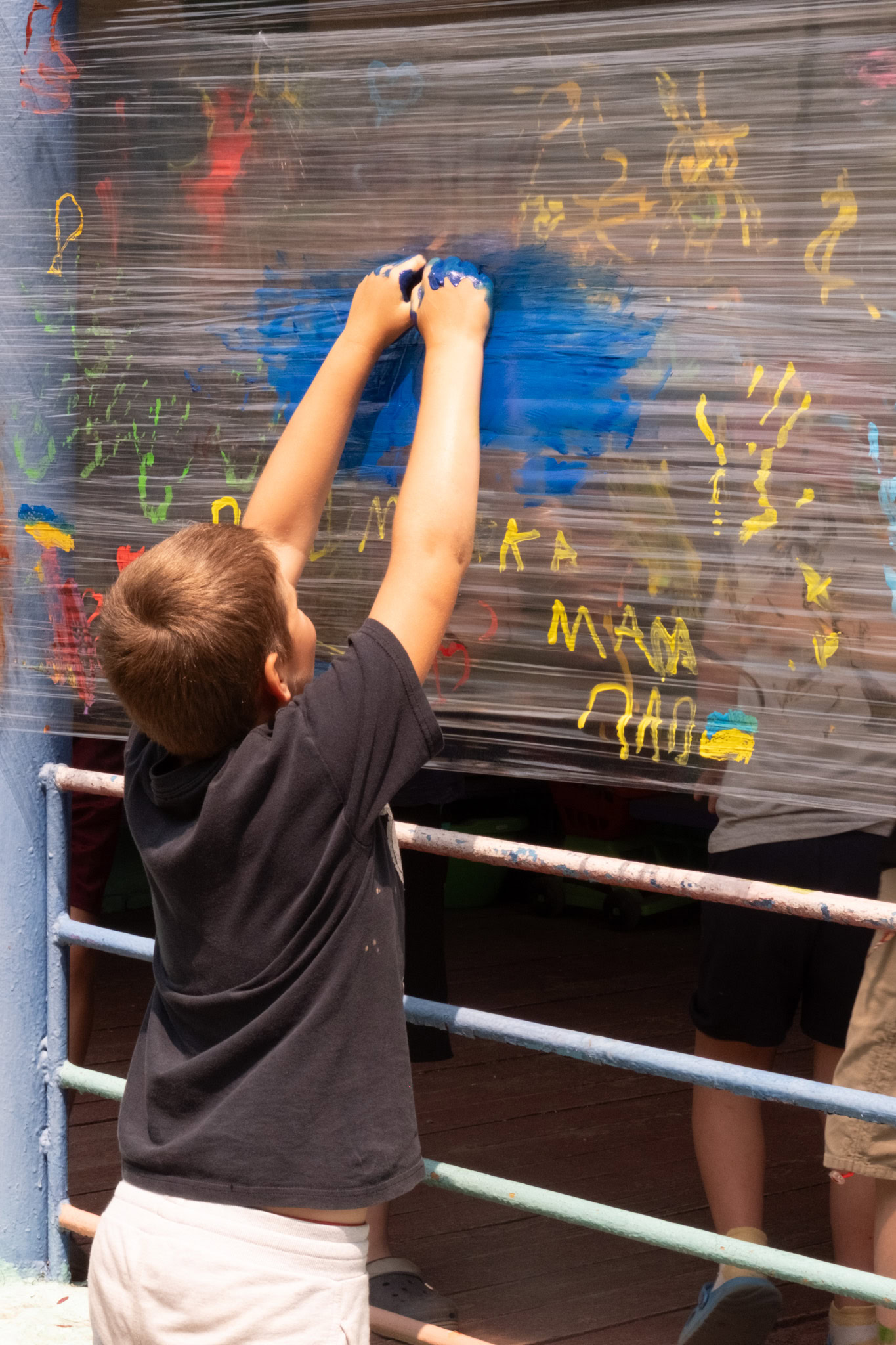 Не відчувати себе осторонь: як «Посмішка» об’єднує ВПО і Долинську громаду. ФОТО