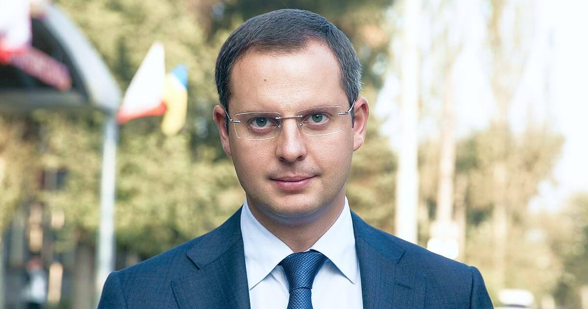 Схема із «зеленим» тарифом на ТОТ Запорізької області: Ростислав Шурма отримав підозру від НАБУ