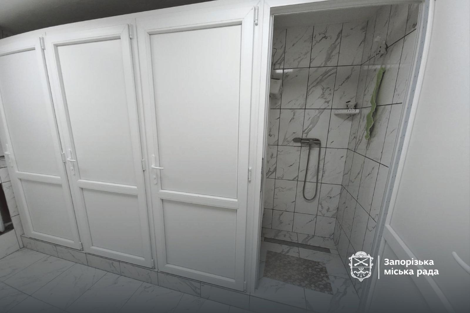 Оновили коридори, кухні, санвузли: в Запоріжжі у гуртожитках, де проживають ВПО, провели ремонт. ФОТО