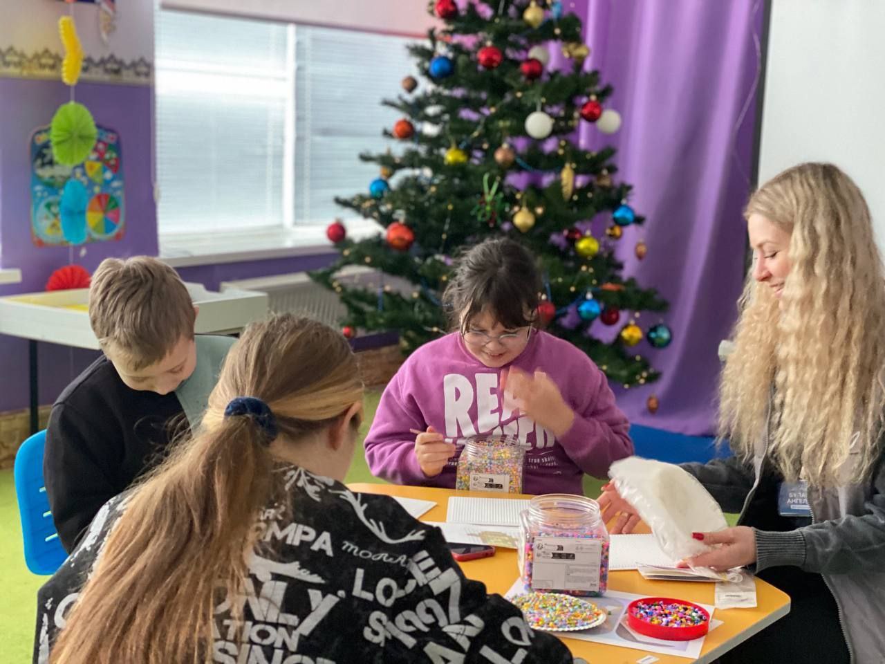 У Долинській громаді працює простір, що обʼєднує дітей і дорослих: які заходи проводять