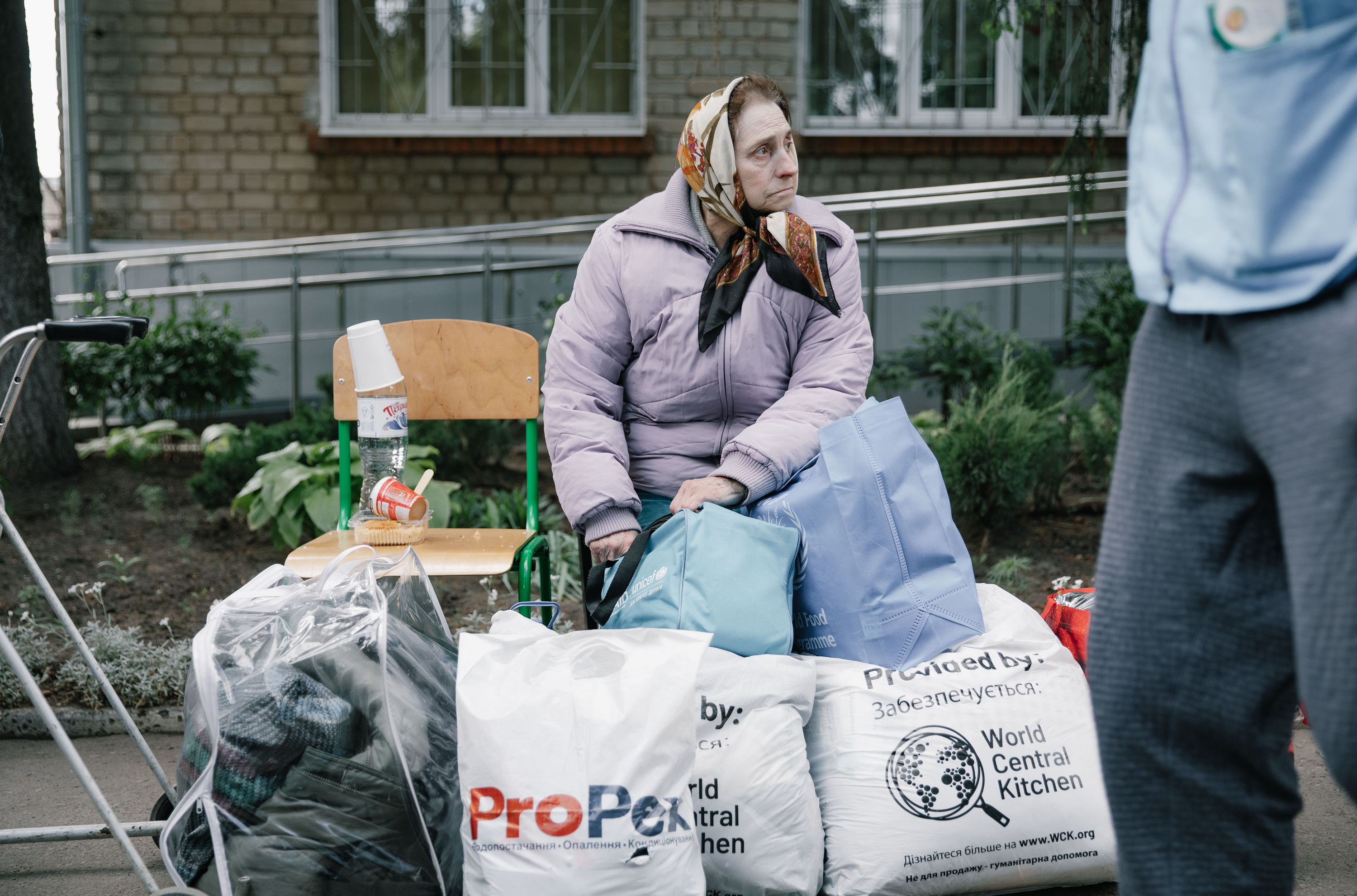 Координують, евакуюють, поселяють: як «Координаційний гуманітарний центр» працює для ВПО на Запоріжжі