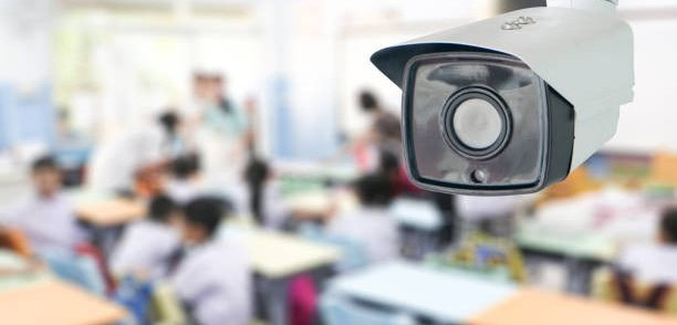 Тривожні кнопки та відеоспостереження: як посилюють безпеку в школах Павлівської громади