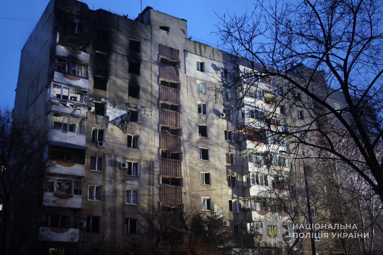 Два десятки ударів по Запоріжжю: пожежа в «Епіцентрі» та пошкоджені будинки. ФОТО