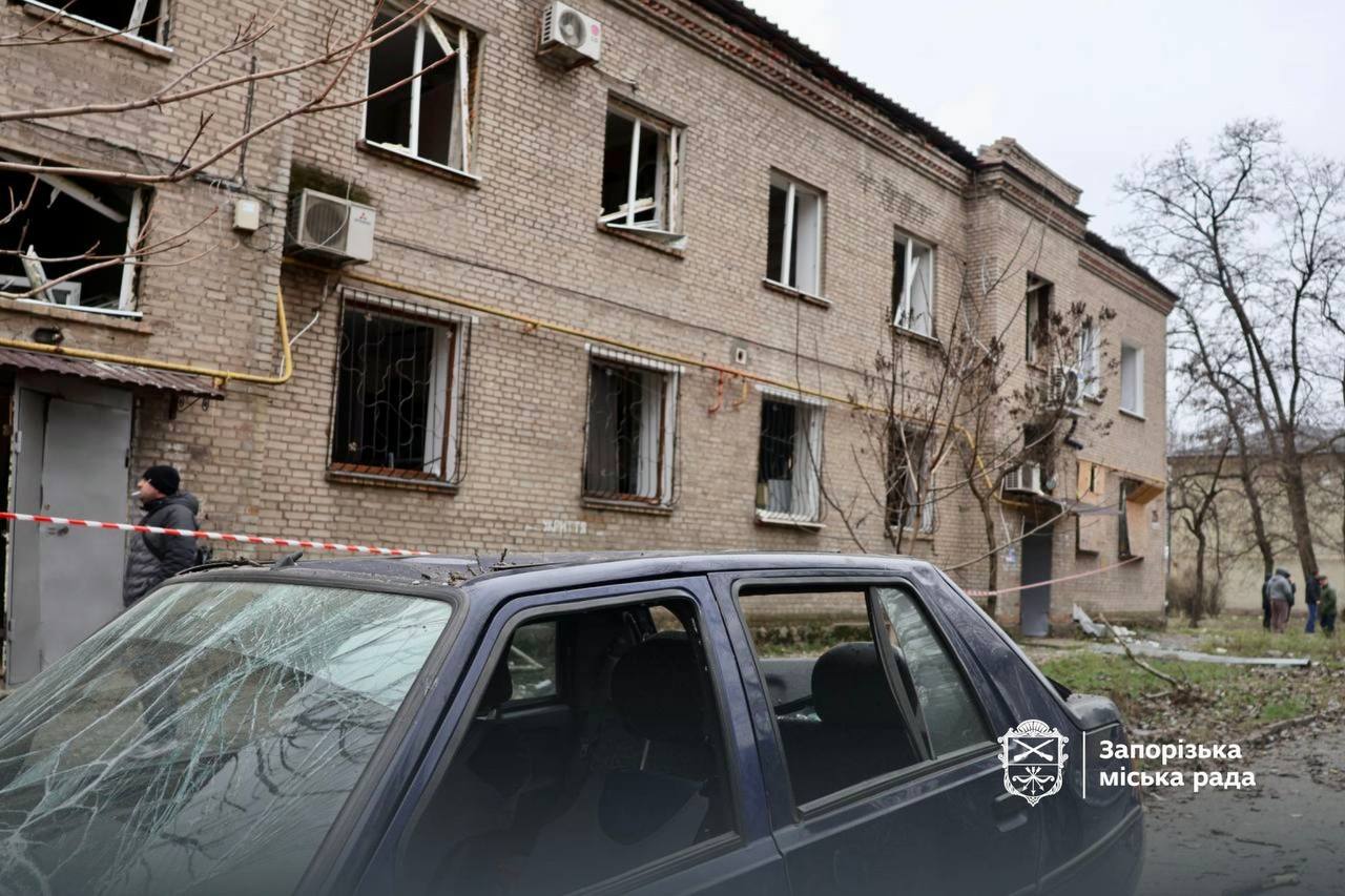 За перший місяць року росіяни пошкодили 223 будівлі в Запоріжжі