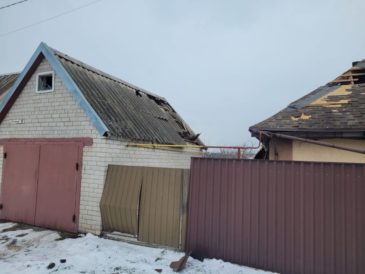 Від мешканців Долинської громади надійшло 64 заяви про пошкоджене житло: скільком виплатили допомогу