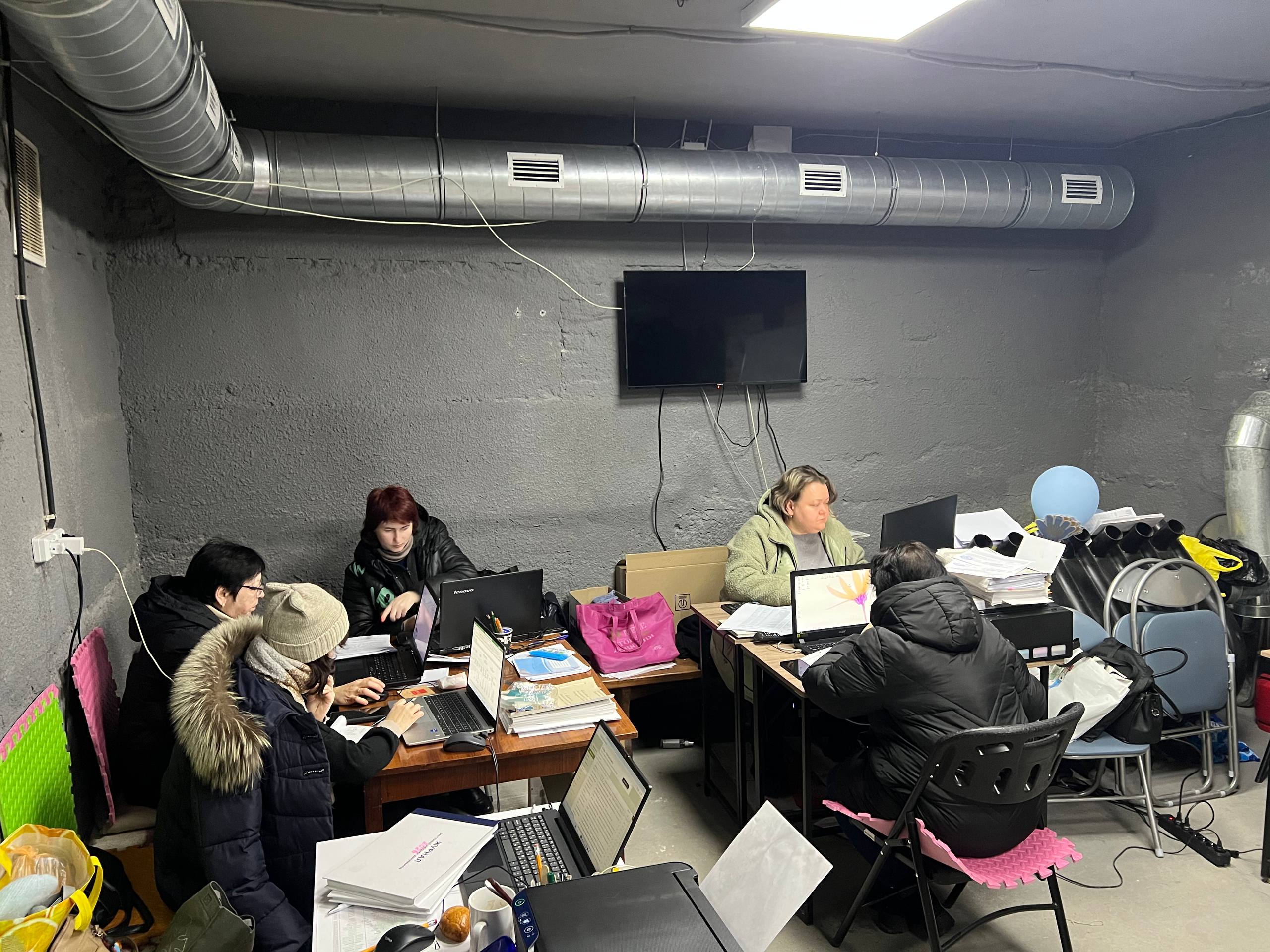 Зарядитися, зігрітися й не залишитися наодинці: як працюють пункти незламності в Павлівській громаді. ФОТО