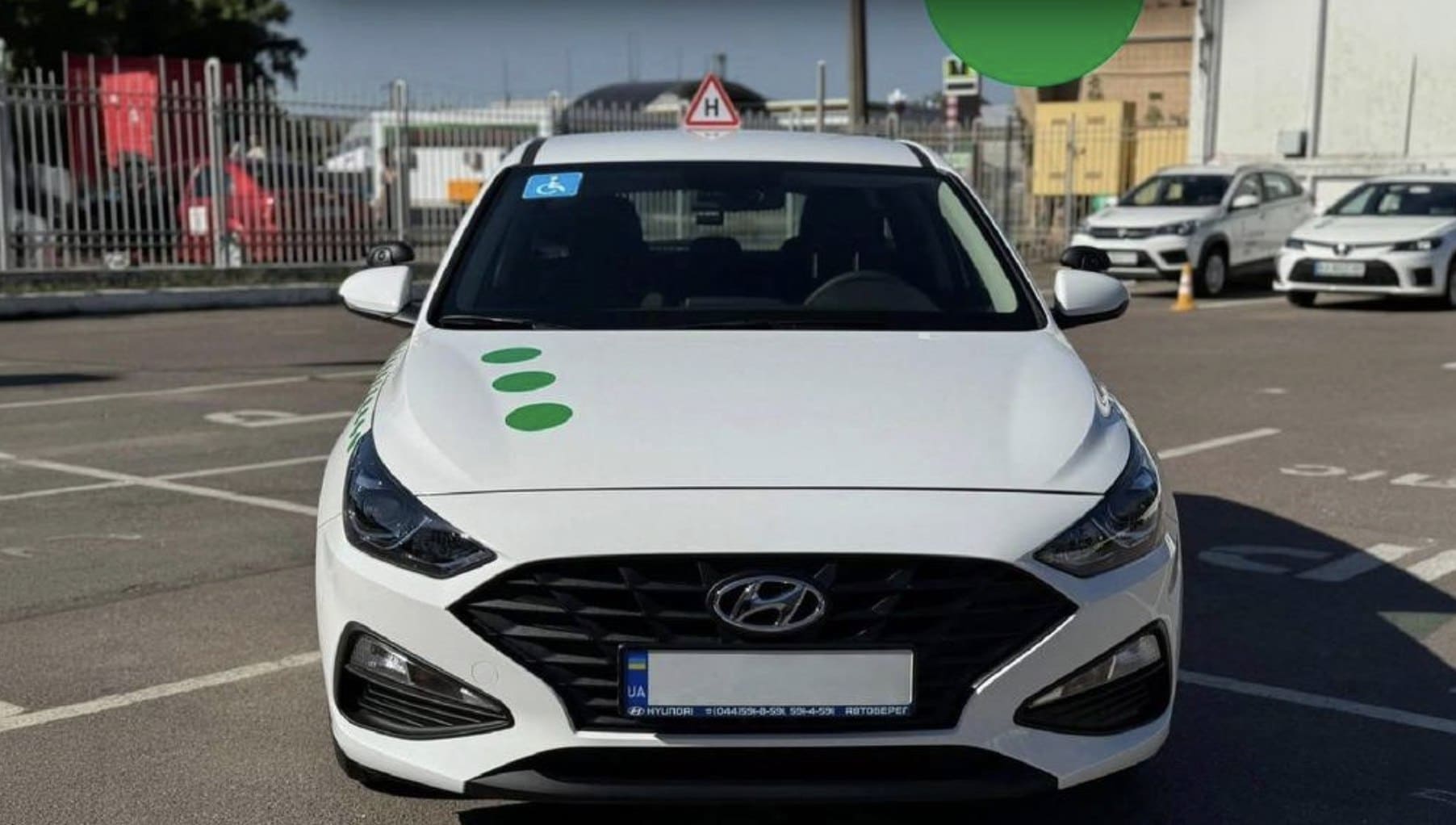 Натисни щоб дізнатись більше про: У Запоріжжі ветерани з інвалідністю можуть безоплатно навчитися керувати спеціально обладнаним авто