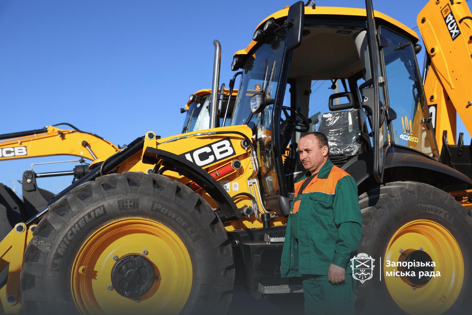 Комунальні служби Запоріжжя отримали нову техніку для благоустрою міста