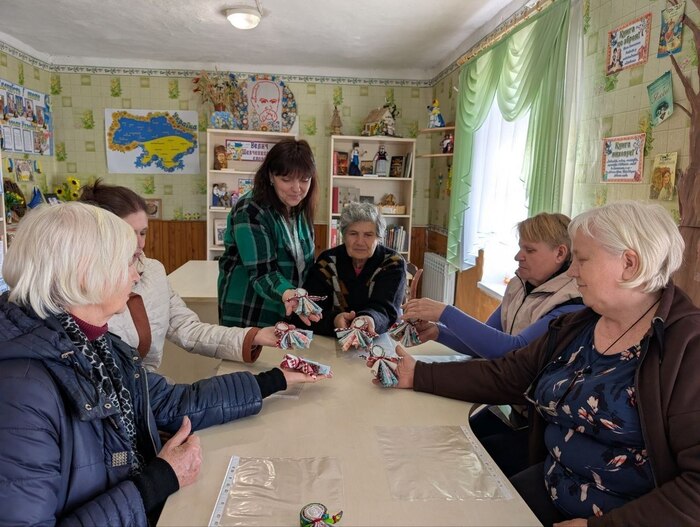 Творчі заняття та весняні активності: що відбудеться у просторі «Посмішка» в Долинській громаді 27 квітня – 1 травня