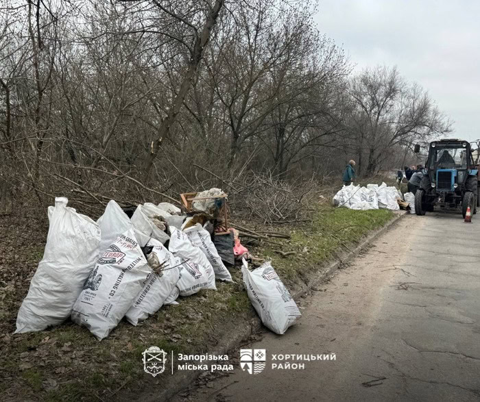 Долинська громада долучилася до масштабної толоки в Запоріжжі