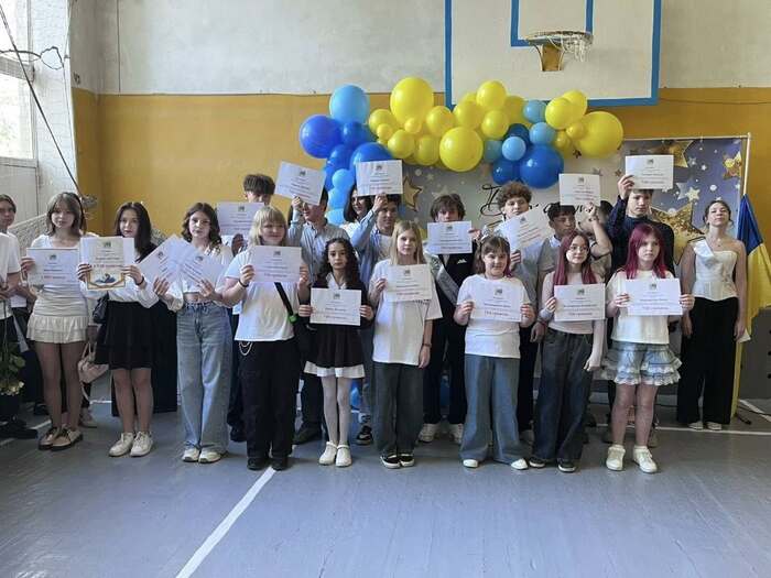 Обдаровані учні Павлівської громади отримали грошові сертифікати