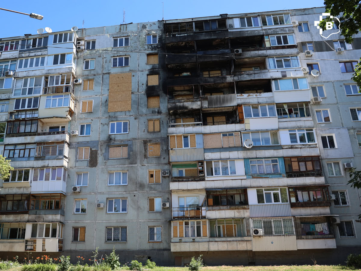 Відбудова на Набережній: у Запоріжжі за 33 мільйони відновлять дев’ятиповерхівку. ФОТО
