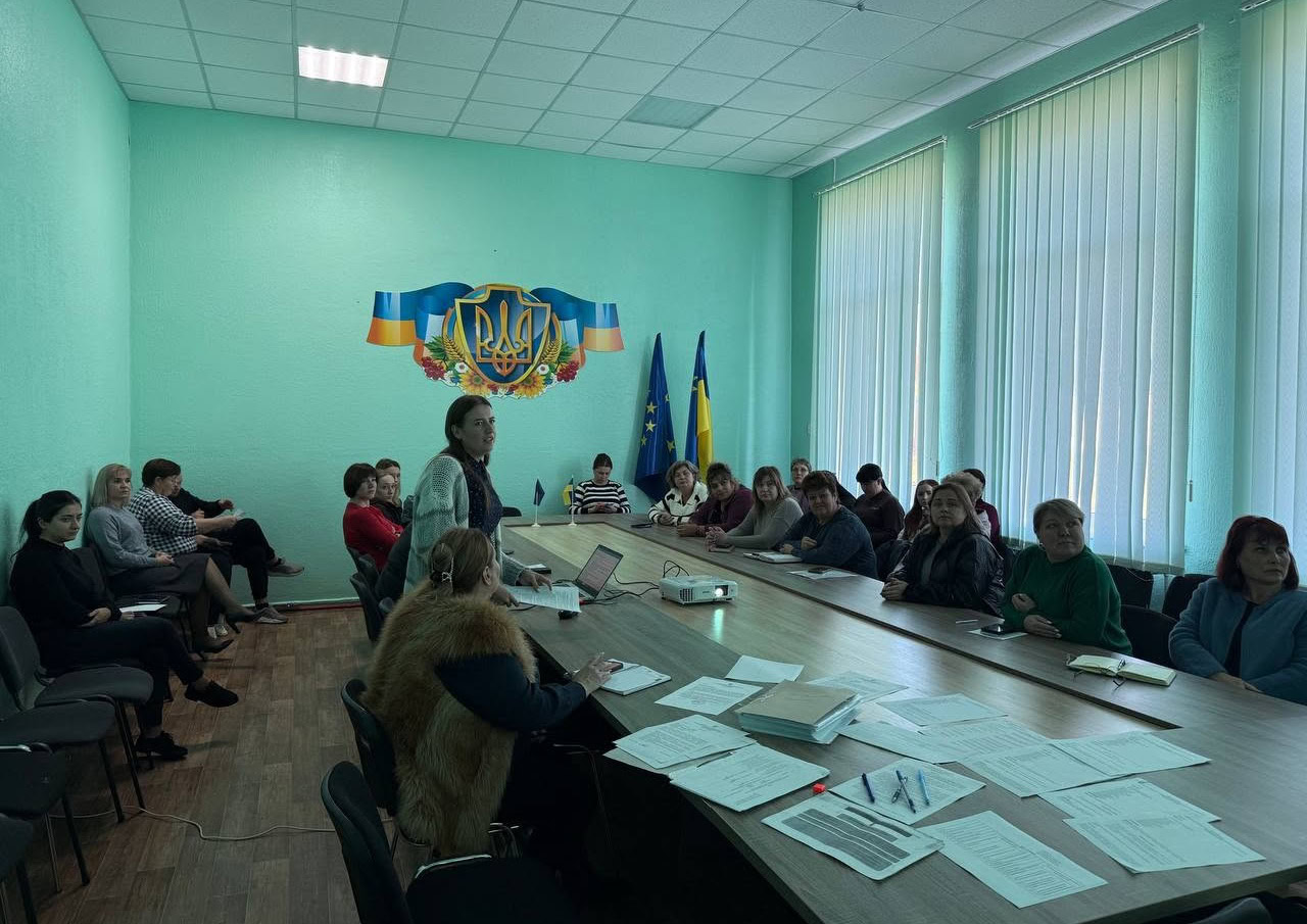 Від молодіжних рад до громадських обговорень: як молодь може впливати на розвиток громад