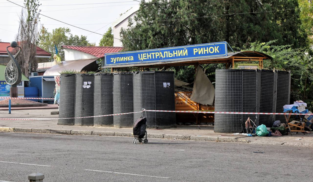 Сховище від дронів: у Запоріжжі просять встановити укриття на зупинках, – петиція
