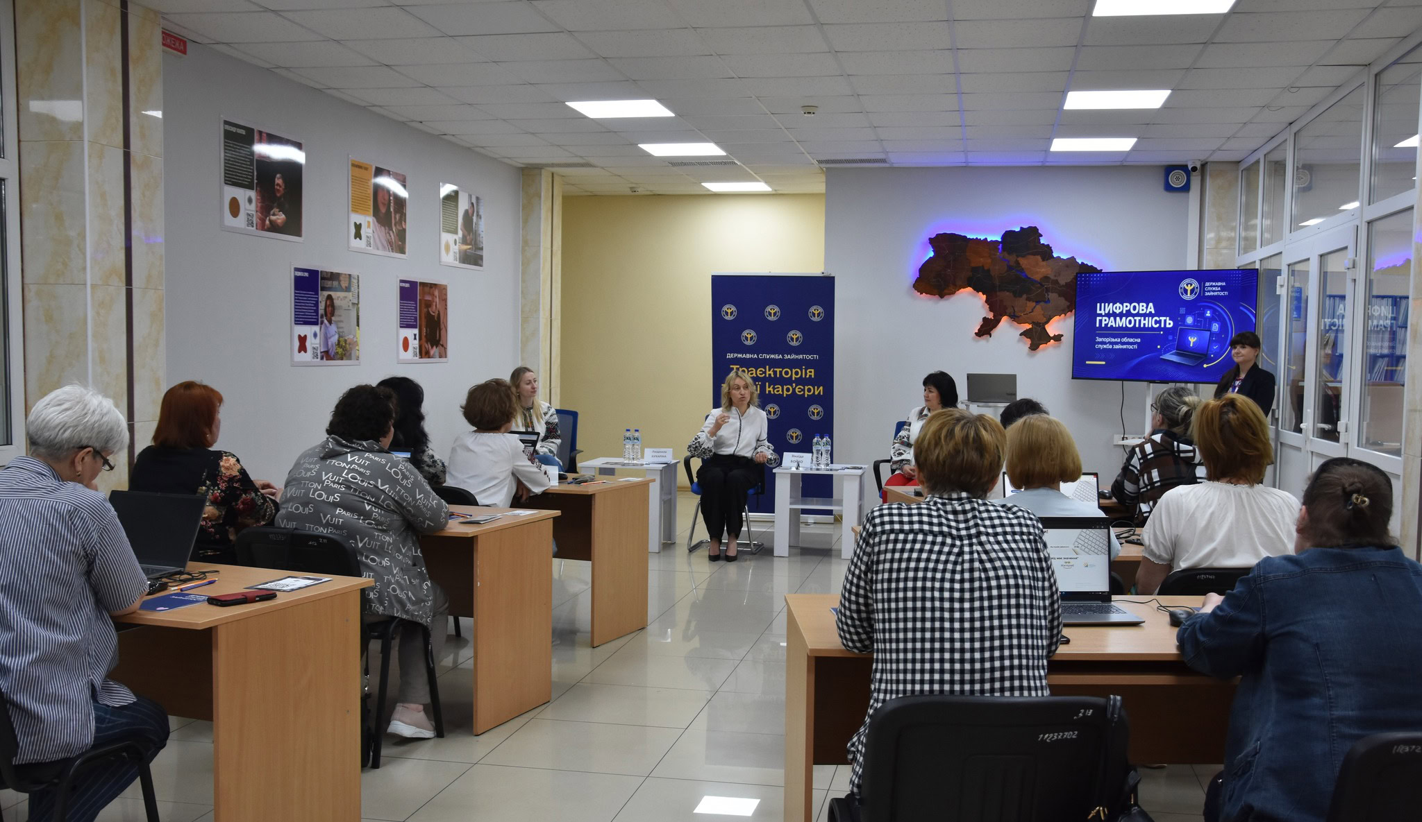 Змінюють професію після 45: як у Запоріжжі перекваліфіковуються та знаходять нову роботу