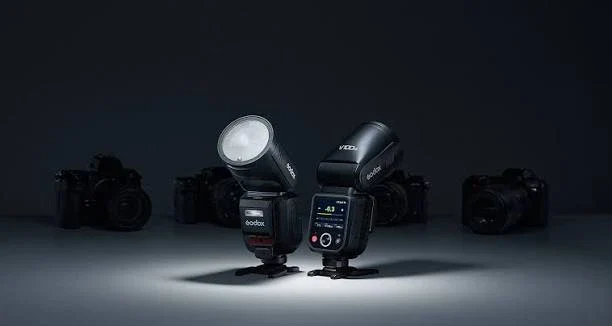 Спалах Godox V100 для Canon: тест потужності 100 Дж та можливостей екосистеми