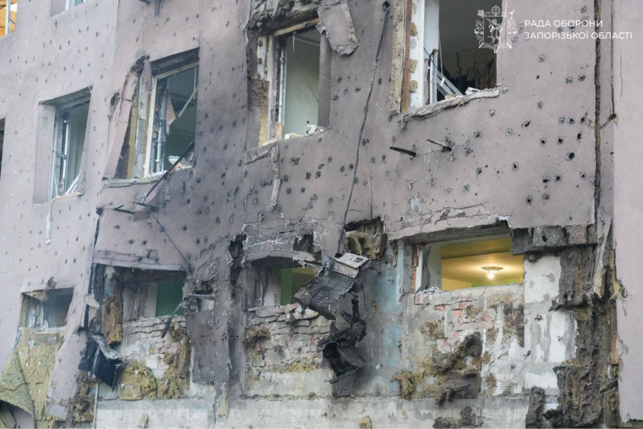 У Запоріжжі дрони вдарили по двох медзакладах: один влучив у стаціонар. ФОТО